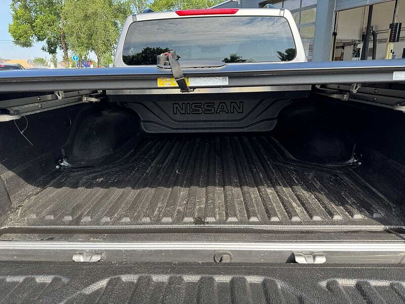 Nissan Navara N-GUARD 4x4 6MT Leder AHK Laderaumabdeckung 360° AVM