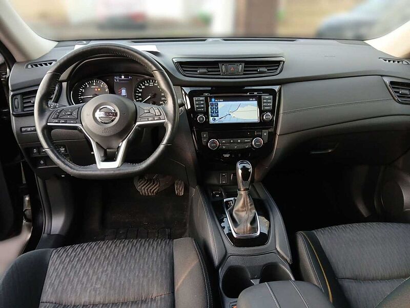 Nissan X-Trail 1,3 DIG-T LED NAVI PANO 360° SHZ